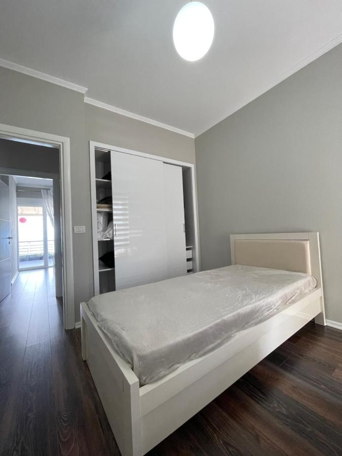 פוגרדץ Kelvi'S Apartment מראה חיצוני תמונה