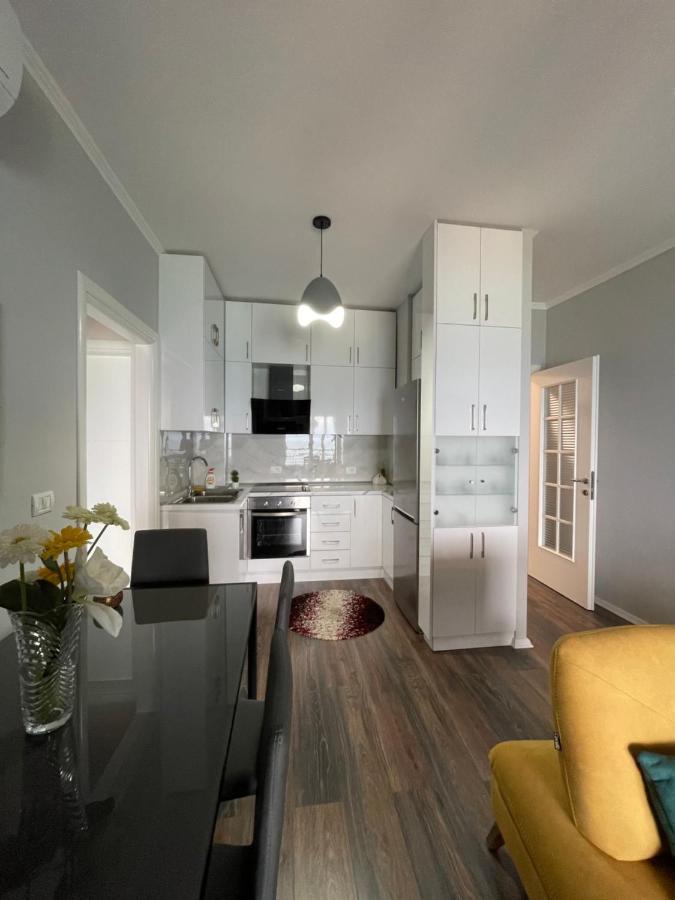 פוגרדץ Kelvi'S Apartment מראה חיצוני תמונה